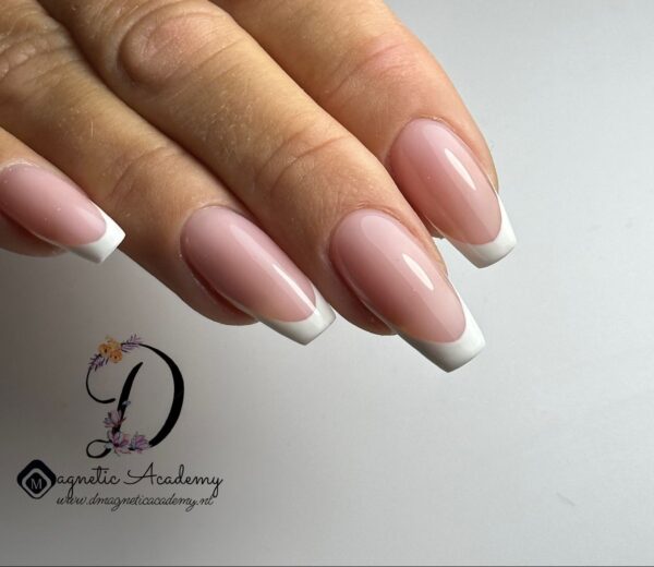 French manicure